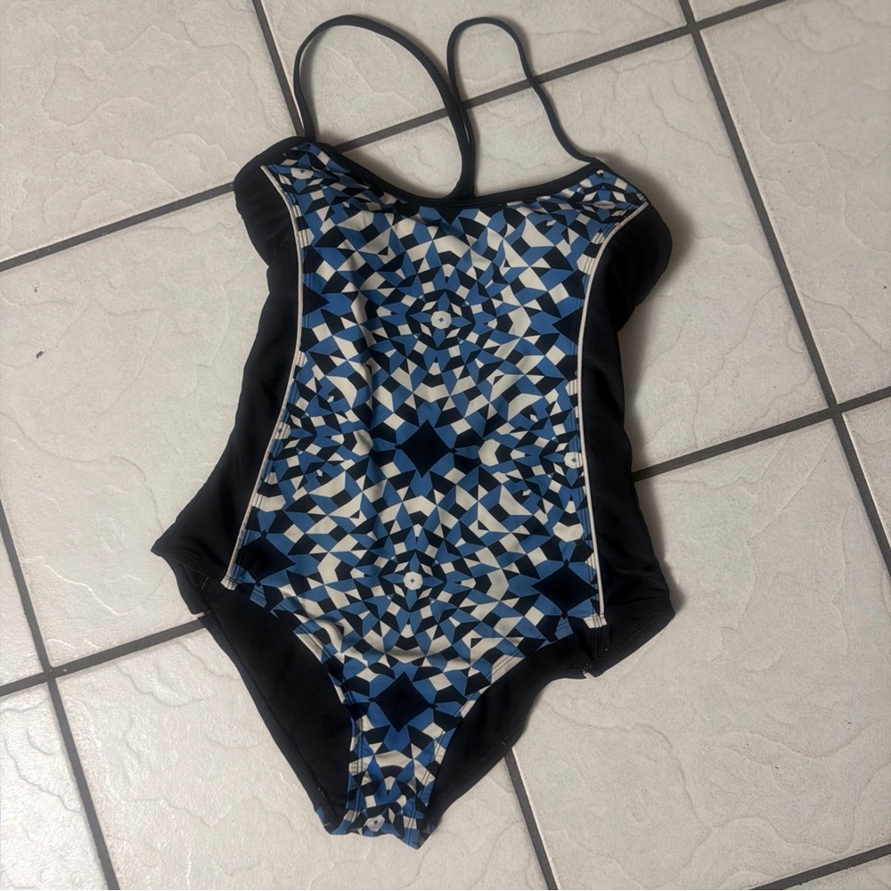Catalina Women's Black & Blue Pattern Sides One Piece Bathing Suit Size m(8-10)